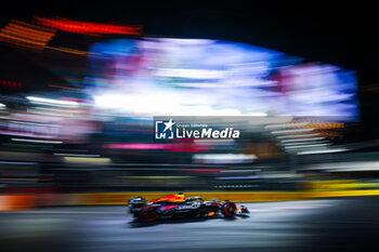 2024-11-22 - 01 VERSTAPPEN Max (nld), Red Bull Racing RB20, action during the Formula 1 Heineken Silver Las Vegas Grand Prix 2024, 22th round of the 2024 Formula One World Championship from November 21 to 23, 2024 on the Las Vegas Strip Circuit, in Las Vegas, United States of America - F1 - LAS VEGAS GRAND PRIX 2024 - FORMULA 1 - MOTORS