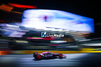 2024-11-22 - 31 OCON Esteban (fra), Alpine F1 Team A524, action during the Formula 1 Heineken Silver Las Vegas Grand Prix 2024, 22th round of the 2024 Formula One World Championship from November 21 to 23, 2024 on the Las Vegas Strip Circuit, in Las Vegas, United States of America - F1 - LAS VEGAS GRAND PRIX 2024 - FORMULA 1 - MOTORS