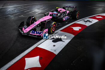 2024-11-22 - 10 GASLY Pierre (fra), Alpine F1 Team A524, action during the Formula 1 Heineken Silver Las Vegas Grand Prix 2024, 22th round of the 2024 Formula One World Championship from November 21 to 23, 2024 on the Las Vegas Strip Circuit, in Las Vegas, United States of America - F1 - LAS VEGAS GRAND PRIX 2024 - FORMULA 1 - MOTORS