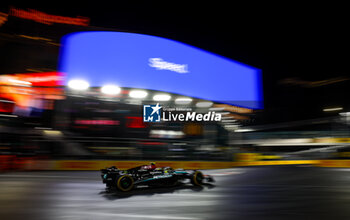 2024-11-22 - 44 HAMILTON Lewis (gbr), Mercedes AMG F1 Team W15, action during the Formula 1 Heineken Silver Las Vegas Grand Prix 2024, 22th round of the 2024 Formula One World Championship from November 21 to 23, 2024 on the Las Vegas Strip Circuit, in Las Vegas, United States of America - F1 - LAS VEGAS GRAND PRIX 2024 - FORMULA 1 - MOTORS