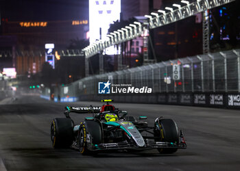 2024-11-22 - 44 HAMILTON Lewis (gbr), Mercedes AMG F1 Team W15, action during the Formula 1 Heineken Silver Las Vegas Grand Prix 2024, 22th round of the 2024 Formula One World Championship from November 21 to 23, 2024 on the Las Vegas Strip Circuit, in Las Vegas, United States of America - F1 - LAS VEGAS GRAND PRIX 2024 - FORMULA 1 - MOTORS