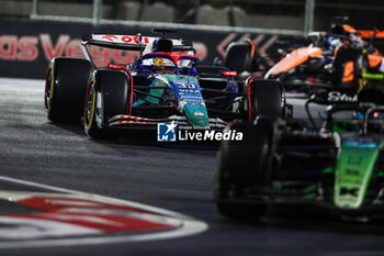 2024-11-22 - 30 LAWSON Liam (nzl), Visa Cash App RB F1 Team VCARB 01, action during the Formula 1 Heineken Silver Las Vegas Grand Prix 2024, 22th round of the 2024 Formula One World Championship from November 21 to 23, 2024 on the Las Vegas Strip Circuit, in Las Vegas, United States of America - F1 - LAS VEGAS GRAND PRIX 2024 - FORMULA 1 - MOTORS