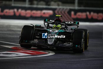 2024-11-22 - 44 HAMILTON Lewis (gbr), Mercedes AMG F1 Team W15, action during the Formula 1 Heineken Silver Las Vegas Grand Prix 2024, 22th round of the 2024 Formula One World Championship from November 21 to 23, 2024 on the Las Vegas Strip Circuit, in Las Vegas, United States of America - F1 - LAS VEGAS GRAND PRIX 2024 - FORMULA 1 - MOTORS