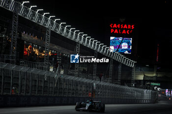 2024-11-22 - 63 RUSSELL George (gbr), Mercedes AMG F1 Team W15, action during the Formula 1 Heineken Silver Las Vegas Grand Prix 2024, 22th round of the 2024 Formula One World Championship from November 21 to 23, 2024 on the Las Vegas Strip Circuit, in Las Vegas, United States of America - F1 - LAS VEGAS GRAND PRIX 2024 - FORMULA 1 - MOTORS