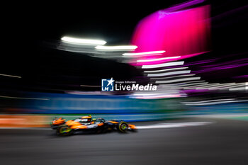 2024-11-22 - 04 NORRIS Lando (gbr), McLaren F1 Team MCL38, action during the Formula 1 Heineken Silver Las Vegas Grand Prix 2024, 22th round of the 2024 Formula One World Championship from November 21 to 23, 2024 on the Las Vegas Strip Circuit, in Las Vegas, United States of America - F1 - LAS VEGAS GRAND PRIX 2024 - FORMULA 1 - MOTORS