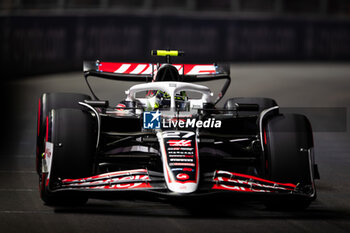 2024-11-22 - 27 HULKENBERG Nico (ger), Haas F1 Team VF-24 Ferrari, action during the Formula 1 Heineken Silver Las Vegas Grand Prix 2024, 22th round of the 2024 Formula One World Championship from November 21 to 23, 2024 on the Las Vegas Strip Circuit, in Las Vegas, United States of America - F1 - LAS VEGAS GRAND PRIX 2024 - FORMULA 1 - MOTORS