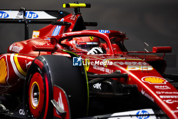 2024-11-22 - 55 SAINZ Carlos (spa), Scuderia Ferrari SF-24, action during the Formula 1 Heineken Silver Las Vegas Grand Prix 2024, 22th round of the 2024 Formula One World Championship from November 21 to 23, 2024 on the Las Vegas Strip Circuit, in Las Vegas, United States of America - F1 - LAS VEGAS GRAND PRIX 2024 - FORMULA 1 - MOTORS