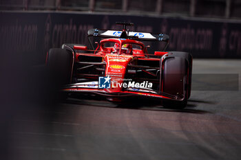 2024-11-22 - 16 LECLERC Charles (mco), Scuderia Ferrari SF-24, action during the Formula 1 Heineken Silver Las Vegas Grand Prix 2024, 22th round of the 2024 Formula One World Championship from November 21 to 23, 2024 on the Las Vegas Strip Circuit, in Las Vegas, United States of America - F1 - LAS VEGAS GRAND PRIX 2024 - FORMULA 1 - MOTORS