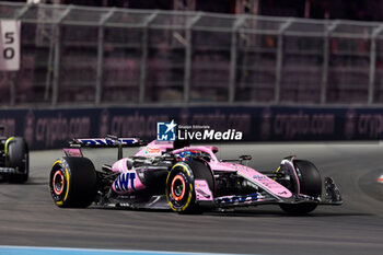 2024-11-22 - 31 OCON Esteban (fra), Alpine F1 Team A524, action during the Formula 1 Heineken Silver Las Vegas Grand Prix 2024, 22th round of the 2024 Formula One World Championship from November 21 to 23, 2024 on the Las Vegas Strip Circuit, in Las Vegas, United States of America - F1 - LAS VEGAS GRAND PRIX 2024 - FORMULA 1 - MOTORS