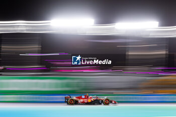 2024-11-22 - 55 SAINZ Carlos (spa), Scuderia Ferrari SF-24, action during the Formula 1 Heineken Silver Las Vegas Grand Prix 2024, 22th round of the 2024 Formula One World Championship from November 21 to 23, 2024 on the Las Vegas Strip Circuit, in Las Vegas, United States of America - F1 - LAS VEGAS GRAND PRIX 2024 - FORMULA 1 - MOTORS