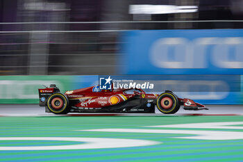 2024-11-22 - 16 LECLERC Charles (mco), Scuderia Ferrari SF-24, action during the Formula 1 Heineken Silver Las Vegas Grand Prix 2024, 22th round of the 2024 Formula One World Championship from November 21 to 23, 2024 on the Las Vegas Strip Circuit, in Las Vegas, United States of America - F1 - LAS VEGAS GRAND PRIX 2024 - FORMULA 1 - MOTORS