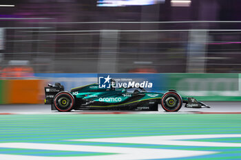 2024-11-22 - 18 STROLL Lance (can), Aston Martin F1 Team AMR24, action during the Formula 1 Heineken Silver Las Vegas Grand Prix 2024, 22th round of the 2024 Formula One World Championship from November 21 to 23, 2024 on the Las Vegas Strip Circuit, in Las Vegas, United States of America - F1 - LAS VEGAS GRAND PRIX 2024 - FORMULA 1 - MOTORS