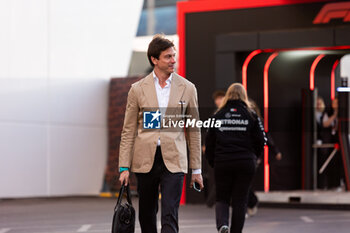 2024-11-23 - WOLFF Toto (aut), Team Principal & CEO of Mercedes AMG F1 Team, portrait during the Formula 1 Heineken Silver Las Vegas Grand Prix 2024, 22th round of the 2024 Formula One World Championship from November 21 to 23, 2024 on the Las Vegas Strip Circuit, in Las Vegas, United States of America - F1 - LAS VEGAS GRAND PRIX 2024 - FORMULA 1 - MOTORS