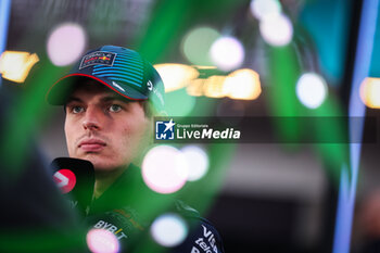 2024-11-23 - VERSTAPPEN Max (ned), Red Bull Racing RB20, portrait during the Formula 1 Heineken Silver Las Vegas Grand Prix 2024, 22th round of the 2024 Formula One World Championship from November 21 to 23, 2024 on the Las Vegas Strip Circuit, in Las Vegas, United States of America - F1 - LAS VEGAS GRAND PRIX 2024 - FORMULA 1 - MOTORS