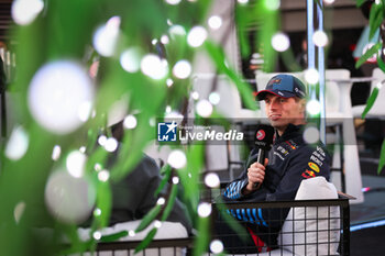 2024-11-23 - VERSTAPPEN Max (ned), Red Bull Racing RB20, portrait during the Formula 1 Heineken Silver Las Vegas Grand Prix 2024, 22th round of the 2024 Formula One World Championship from November 21 to 23, 2024 on the Las Vegas Strip Circuit, in Las Vegas, United States of America - F1 - LAS VEGAS GRAND PRIX 2024 - FORMULA 1 - MOTORS