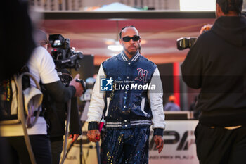 2024-11-23 - HAMILTON Lewis (gbr), Mercedes AMG F1 Team W15, portrait during the Formula 1 Heineken Silver Las Vegas Grand Prix 2024, 22th round of the 2024 Formula One World Championship from November 21 to 23, 2024 on the Las Vegas Strip Circuit, in Las Vegas, United States of America - F1 - LAS VEGAS GRAND PRIX 2024 - FORMULA 1 - MOTORS