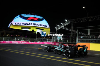 2024-11-23 - 63 RUSSELL George (gbr), Mercedes AMG F1 Team W15, action during the Formula 1 Heineken Silver Las Vegas Grand Prix 2024, 22th round of the 2024 Formula One World Championship from November 21 to 23, 2024 on the Las Vegas Strip Circuit, in Las Vegas, United States of America - F1 - LAS VEGAS GRAND PRIX 2024 - FORMULA 1 - MOTORS