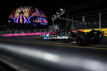 2024-11-23 - 44 HAMILTON Lewis (gbr), Mercedes AMG F1 Team W15, action during the Formula 1 Heineken Silver Las Vegas Grand Prix 2024, 22th round of the 2024 Formula One World Championship from November 21 to 23, 2024 on the Las Vegas Strip Circuit, in Las Vegas, United States of America - F1 - LAS VEGAS GRAND PRIX 2024 - FORMULA 1 - MOTORS