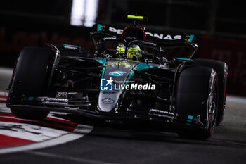 2024-11-23 - 44 HAMILTON Lewis (gbr), Mercedes AMG F1 Team W15, action during the Formula 1 Heineken Silver Las Vegas Grand Prix 2024, 22th round of the 2024 Formula One World Championship from November 21 to 23, 2024 on the Las Vegas Strip Circuit, in Las Vegas, United States of America - F1 - LAS VEGAS GRAND PRIX 2024 - FORMULA 1 - MOTORS