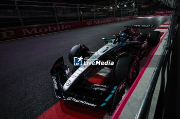 2024-11-23 - 63 RUSSELL George (gbr), Mercedes AMG F1 Team W15, action during the Formula 1 Heineken Silver Las Vegas Grand Prix 2024, 22th round of the 2024 Formula One World Championship from November 21 to 23, 2024 on the Las Vegas Strip Circuit, in Las Vegas, United States of America - F1 - LAS VEGAS GRAND PRIX 2024 - FORMULA 1 - MOTORS