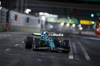 2024-11-23 - 14 ALONSO Fernando (spa), Aston Martin F1 Team AMR24, action during the Formula 1 Heineken Silver Las Vegas Grand Prix 2024, 22th round of the 2024 Formula One World Championship from November 21 to 23, 2024 on the Las Vegas Strip Circuit, in Las Vegas, United States of America - F1 - LAS VEGAS GRAND PRIX 2024 - FORMULA 1 - MOTORS