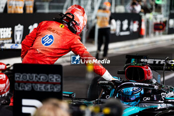 2024-11-23 - SAINZ Carlos (spa), Scuderia Ferrari SF-24, portrait RUSSELL George (gbr), Mercedes AMG F1 Team W15, portrait during the Formula 1 Heineken Silver Las Vegas Grand Prix 2024, 22th round of the 2024 Formula One World Championship from November 21 to 23, 2024 on the Las Vegas Strip Circuit, in Las Vegas, United States of America - F1 - LAS VEGAS GRAND PRIX 2024 - FORMULA 1 - MOTORS