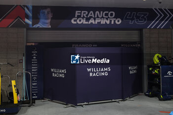 2024-11-23 - 43 COLAPINTO Franco (arg), Williams Racing FW46, box garage, box, during the Formula 1 Heineken Silver Las Vegas Grand Prix 2024, 22th round of the 2024 Formula One World Championship from November 21 to 23, 2024 on the Las Vegas Strip Circuit, in Las Vegas, United States of America - F1 - LAS VEGAS GRAND PRIX 2024 - FORMULA 1 - MOTORS