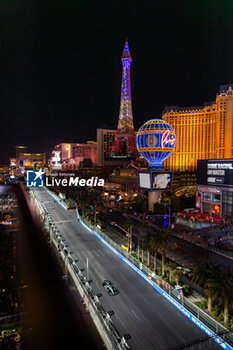 2024-11-23 - 44 HAMILTON Lewis (gbr), Mercedes AMG F1 Team W15, action during the Formula 1 Heineken Silver Las Vegas Grand Prix 2024, 22th round of the 2024 Formula One World Championship from November 21 to 23, 2024 on the Las Vegas Strip Circuit, in Las Vegas, United States of America - F1 - LAS VEGAS GRAND PRIX 2024 - FORMULA 1 - MOTORS