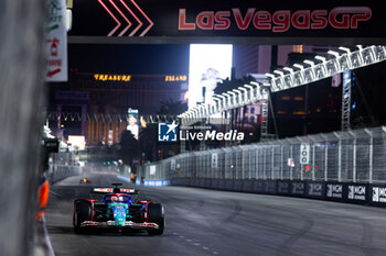 2024-11-23 - 30 LAWSON Liam (nzl), Visa Cash App RB F1 Team VCARB 01, action during the Formula 1 Heineken Silver Las Vegas Grand Prix 2024, 22th round of the 2024 Formula One World Championship from November 21 to 23, 2024 on the Las Vegas Strip Circuit, in Las Vegas, United States of America - F1 - LAS VEGAS GRAND PRIX 2024 - FORMULA 1 - MOTORS