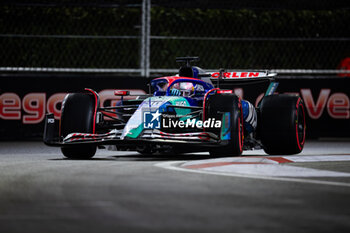 2024-11-23 - 30 LAWSON Liam (nzl), Visa Cash App RB F1 Team VCARB 01, action during the Formula 1 Heineken Silver Las Vegas Grand Prix 2024, 22th round of the 2024 Formula One World Championship from November 21 to 23, 2024 on the Las Vegas Strip Circuit, in Las Vegas, United States of America - F1 - LAS VEGAS GRAND PRIX 2024 - FORMULA 1 - MOTORS