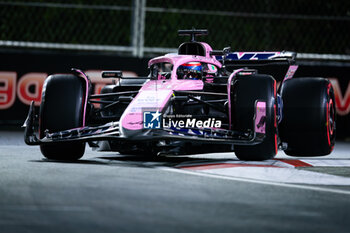 2024-11-23 - 31 OCON Esteban (fra), Alpine F1 Team A524, action during the Formula 1 Heineken Silver Las Vegas Grand Prix 2024, 22th round of the 2024 Formula One World Championship from November 21 to 23, 2024 on the Las Vegas Strip Circuit, in Las Vegas, United States of America - F1 - LAS VEGAS GRAND PRIX 2024 - FORMULA 1 - MOTORS