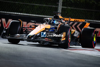 2024-11-23 - 81 PIASTRI Oscar (aus), McLaren F1 Team MCL38, action during the Formula 1 Heineken Silver Las Vegas Grand Prix 2024, 22th round of the 2024 Formula One World Championship from November 21 to 23, 2024 on the Las Vegas Strip Circuit, in Las Vegas, United States of America - F1 - LAS VEGAS GRAND PRIX 2024 - FORMULA 1 - MOTORS