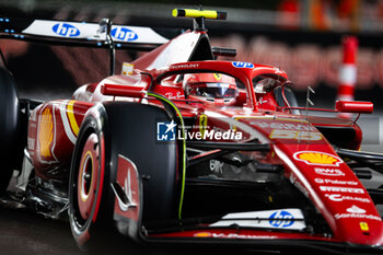 2024-11-23 - 55 SAINZ Carlos (spa), Scuderia Ferrari SF-24, action during the Formula 1 Heineken Silver Las Vegas Grand Prix 2024, 22th round of the 2024 Formula One World Championship from November 21 to 23, 2024 on the Las Vegas Strip Circuit, in Las Vegas, United States of America - F1 - LAS VEGAS GRAND PRIX 2024 - FORMULA 1 - MOTORS