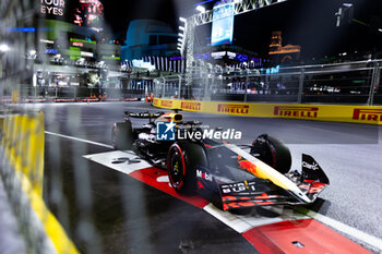 2024-11-23 - 01 VERSTAPPEN Max (nld), Red Bull Racing RB20, action during the Formula 1 Heineken Silver Las Vegas Grand Prix 2024, 22th round of the 2024 Formula One World Championship from November 21 to 23, 2024 on the Las Vegas Strip Circuit, in Las Vegas, United States of America - F1 - LAS VEGAS GRAND PRIX 2024 - FORMULA 1 - MOTORS