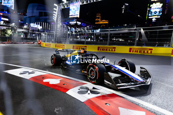 2024-11-23 - 23 ALBON Alexander (tha), Williams Racing FW45, action during the Formula 1 Heineken Silver Las Vegas Grand Prix 2024, 22th round of the 2024 Formula One World Championship from November 21 to 23, 2024 on the Las Vegas Strip Circuit, in Las Vegas, United States of America - F1 - LAS VEGAS GRAND PRIX 2024 - FORMULA 1 - MOTORS