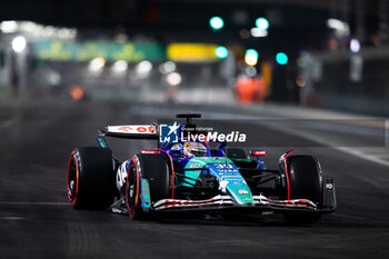 2024-11-23 - 30 LAWSON Liam (nzl), Visa Cash App RB F1 Team VCARB 01, action during the Formula 1 Heineken Silver Las Vegas Grand Prix 2024, 22th round of the 2024 Formula One World Championship from November 21 to 23, 2024 on the Las Vegas Strip Circuit, in Las Vegas, United States of America - F1 - LAS VEGAS GRAND PRIX 2024 - FORMULA 1 - MOTORS