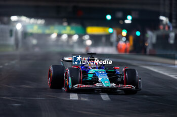 2024-11-23 - 30 LAWSON Liam (nzl), Visa Cash App RB F1 Team VCARB 01, action during the Formula 1 Heineken Silver Las Vegas Grand Prix 2024, 22th round of the 2024 Formula One World Championship from November 21 to 23, 2024 on the Las Vegas Strip Circuit, in Las Vegas, United States of America - F1 - LAS VEGAS GRAND PRIX 2024 - FORMULA 1 - MOTORS