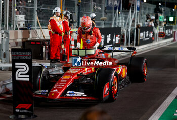 2024-11-23 - 55 SAINZ Carlos (spa), Scuderia Ferrari SF-24, during the Formula 1 Heineken Silver Las Vegas Grand Prix 2024, 22th round of the 2024 Formula One World Championship from November 21 to 23, 2024 on the Las Vegas Strip Circuit, in Las Vegas, United States of America - F1 - LAS VEGAS GRAND PRIX 2024 - FORMULA 1 - MOTORS