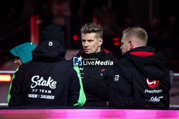 2024-11-24 - HULKENBERG Nico (ger), Haas F1 Team VF-24 Ferrari, portrait ZHOU Guanyu (chi), Stake F1 Team Kick Sauber C44, portrait MAGNUSSEN Kevin (den), Haas F1 Team VF-24 Ferrari, portrait during the Formula 1 Heineken Silver Las Vegas Grand Prix 2024, 22th round of the 2024 Formula One World Championship from November 21 to 23, 2024 on the Las Vegas Strip Circuit, in Las Vegas, United States of America - F1 - LAS VEGAS GRAND PRIX 2024 - FORMULA 1 - MOTORS