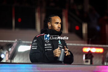 2024-11-24 - HAMILTON Lewis (gbr), Mercedes AMG F1 Team W15, portrait during the Formula 1 Heineken Silver Las Vegas Grand Prix 2024, 22th round of the 2024 Formula One World Championship from November 21 to 23, 2024 on the Las Vegas Strip Circuit, in Las Vegas, United States of America - F1 - LAS VEGAS GRAND PRIX 2024 - FORMULA 1 - MOTORS