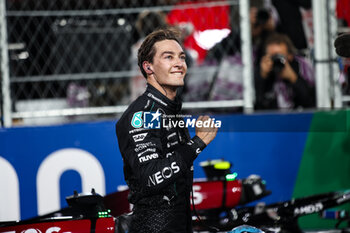 2024-11-24 - RUSSELL George (gbr), Mercedes AMG F1 Team W15, portrait celebrates his victory during the Formula 1 Heineken Silver Las Vegas Grand Prix 2024, 22th round of the 2024 Formula One World Championship from November 21 to 23, 2024 on the Las Vegas Strip Circuit, in Las Vegas, United States of America - F1 - LAS VEGAS GRAND PRIX 2024 - FORMULA 1 - MOTORS