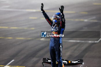 2024-11-24 - VERSTAPPEN Max (ned), Red Bull Racing RB20, portrait celebrating his 4th world champion title during the Formula 1 Heineken Silver Las Vegas Grand Prix 2024, 22th round of the 2024 Formula One World Championship from November 21 to 23, 2024 on the Las Vegas Strip Circuit, in Las Vegas, United States of America - F1 - LAS VEGAS GRAND PRIX 2024 - FORMULA 1 - MOTORS