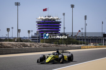 2024-02-29 - 09 MAINI Kush (ind), Invicta Racing, Dallara F2 2024, action during the 1st round of the 2024 FIA Formula 2 Championship from February 29 to March 2, 2023 on the Bahrain International Circuit, in Sakhir, Bahrain - AUTO - FORMULA 2 2024 - BAHRAIN - FORMULA 2 - MOTORS