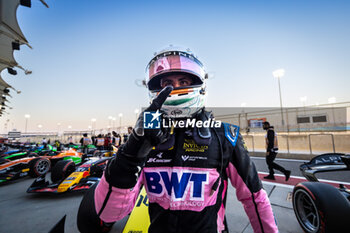 2024-02-29 - MAINI Kush (ind), Invicta Racing, Dallara F2 2024, portrait during the 1st round of the 2024 FIA Formula 2 Championship from February 29 to March 2, 2023 on the Bahrain International Circuit, in Sakhir, Bahrain - AUTO - FORMULA 2 2024 - BAHRAIN - FORMULA 2 - MOTORS