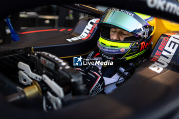 2024-02-29 - HADJAR Isack (fra), Campos Racing, Dallara F2 2024, portrait during the 1st round of the 2024 FIA Formula 2 Championship from February 29 to March 2, 2023 on the Bahrain International Circuit, in Sakhir, Bahrain - AUTO - FORMULA 2 2024 - BAHRAIN - FORMULA 2 - MOTORS