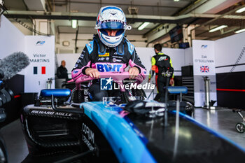 2024-03-02 - MARTINS Victor (fra), ART Grand Prix, Dallara F2 2024, portrait during the 1st round of the 2024 FIA Formula 2 Championship from February 29 to March 2, 2023 on the Bahrain International Circuit, in Sakhir, Bahrain - AUTO - FORMULA 2 2024 - BAHRAIN - FORMULA 2 - MOTORS