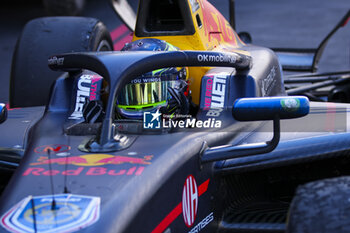 2024-03-24 - HADJAR Isack (fra), Campos Racing, Dallara F2 2024, portrait during the 3rd round of the 2024 FIA Formula 2 Championship from March 22 to 24, 2024 on the Albert Park Circuit, in Melbourne, Australia - AUTO - FORMULA 2 2024 - AUSTRALIA - FORMULA 2 - MOTORS