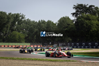 2024-05-19 - Start of the race, 03 BEARMAN Oliver (gbr), Prema Racing, Dallara F2 2024, action during the 4th round of the 2024 FIA Formula 2 Championship from May 17 to 19, 2024 on the Autodromo Enzo e Dino Ferrari, in Imola, Italy - AUTO - FORMULA 2 2024 - IMOLA - FORMULA 2 - MOTORS