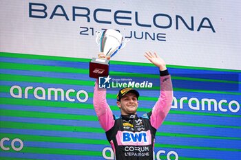 2024-06-22 - MARTINS Victor (fra), ART Grand Prix, Dallara F2 2024, portrait, podium during the 6th round of the 2024 FIA Formula 2 Championship from June 21 to 23, 2024 on the Circuit de Barcelona-Catalunya, in Montmeló, Spain - AUTO - FORMULA 2 2024 - BARCELONA - FORMULA 2 - MOTORS