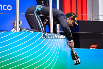 2024-06-22 - CORREA Juan Manuel (usa), DAMS Lucas Oil, Dallara F2 2024, portrait, podium during the 6th round of the 2024 FIA Formula 2 Championship from June 21 to 23, 2024 on the Circuit de Barcelona-Catalunya, in Montmeló, Spain - AUTO - FORMULA 2 2024 - BARCELONA - FORMULA 2 - MOTORS